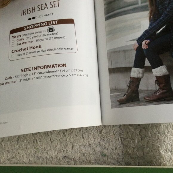 Handmade Crochet Winter Boot Cuffs &Ear Warm -Complete Patterns &Easy Directions - Picture 3 of 6